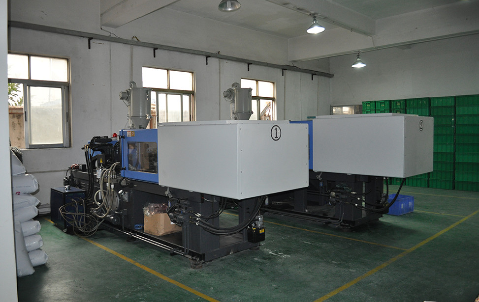 Injection Molding Machine